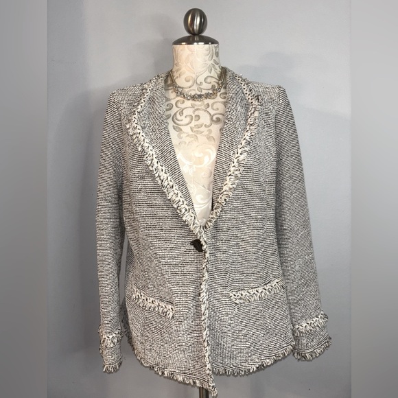Chico’s Cotton Blend Tweed Fringe Blazer Size Medium. #47 - Picture 7 of 13